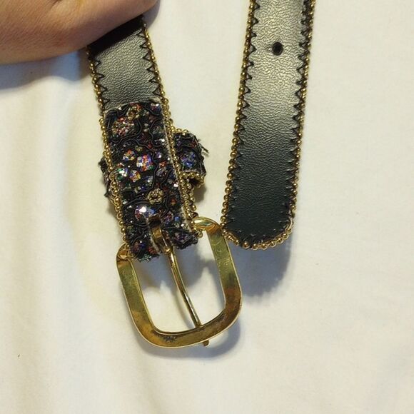 Sparkling and Gold Toned Women's Belt - Picture 3 of 7